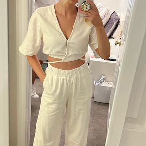 Abercrombie White linen crop top